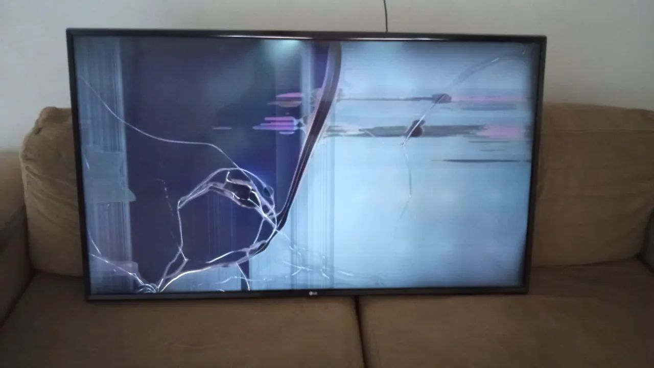 TV's para retirar peças  - Foto 3