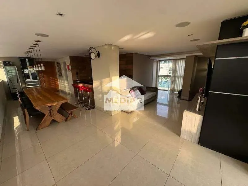 Cobertura à venda no Santa Tereza (BH) com 4 quartos, suíte varanda, 4 vagas, elevador, fi