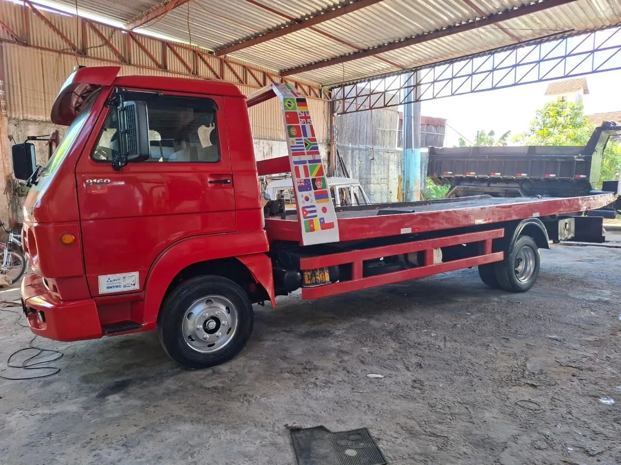 CAMINHÃO PLATAFORMA 6M VOLKSWAGEN 9-160-E-DELIVERY  - Foto 4