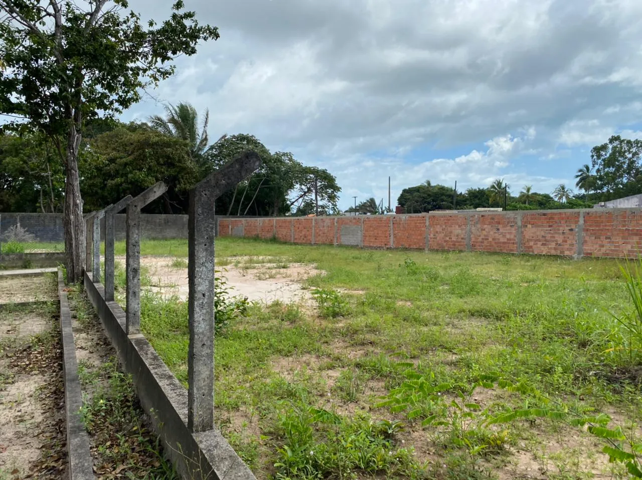 Terreno - P/ Campo de Futebol (Araçagy)