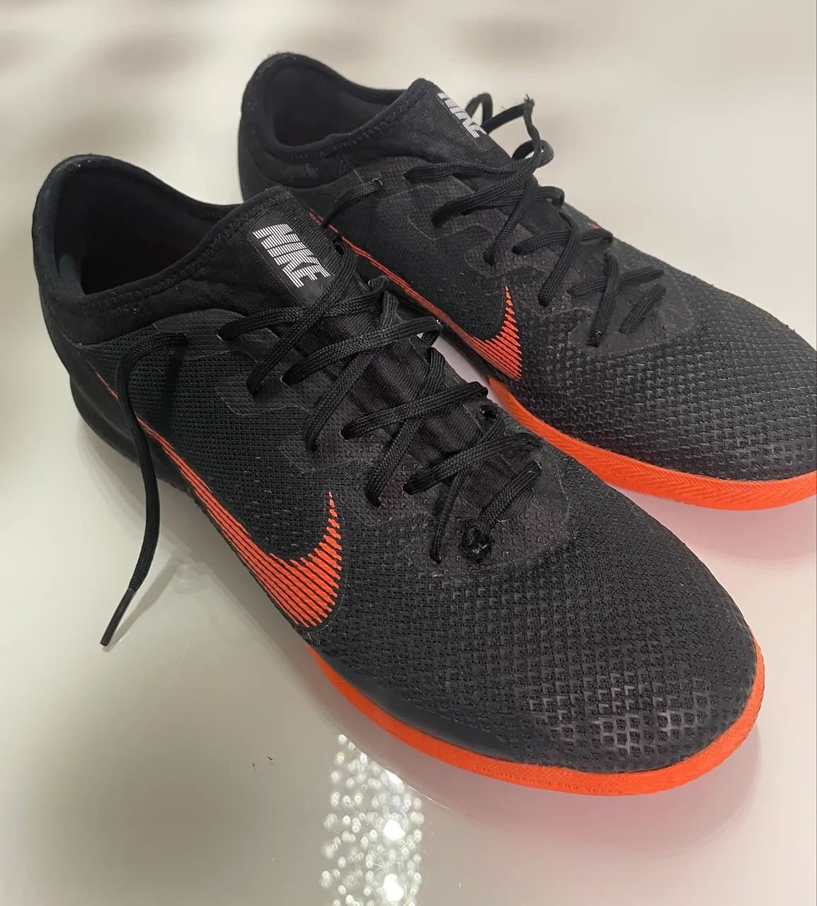 Tênis Chuteira Nike Mercurial VaporX 12 PRO IC Fast AF - Black/Orange