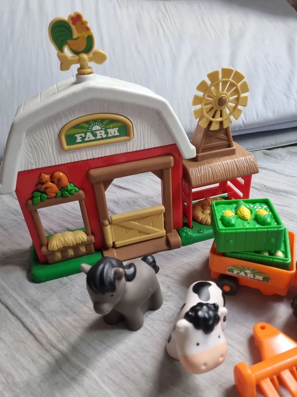 Fazendinha Infantil com Trator e Animais - Foto 2