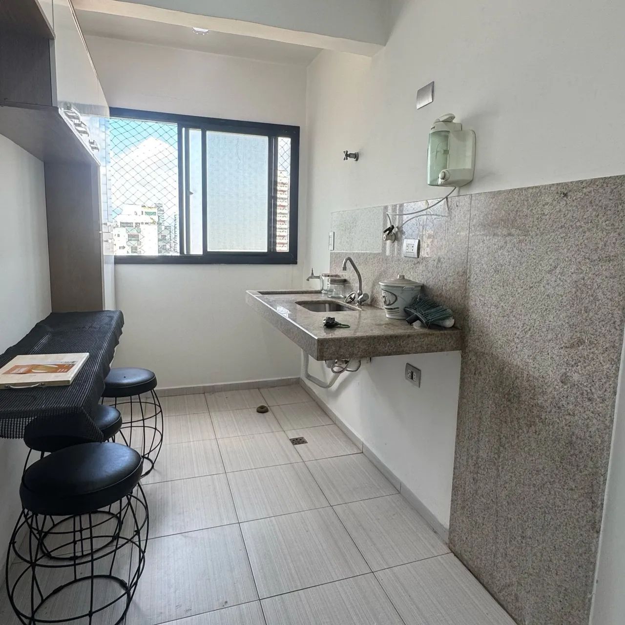 Apartamento para locação com 2 dormitórios sendo 1 suíte por R$2.500,00 na Aviação - Foto 6