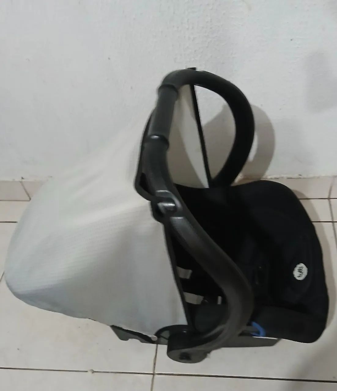 Carrinho de Bebê Confortável e Prático+ bebê conforto  - Foto 3