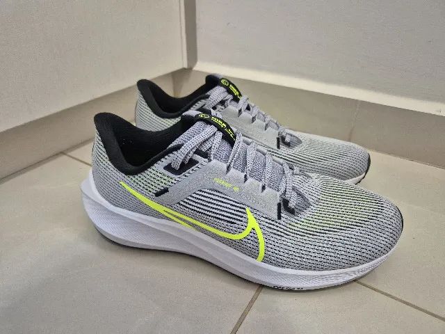 Nike Pegasus 40 Running Shoes - Size 42