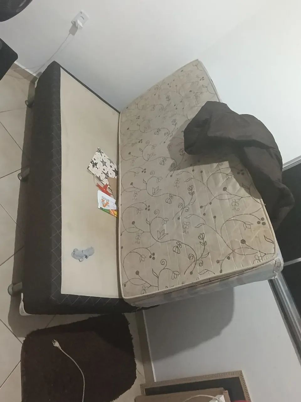 Cama de solteiro com colchão - Foto 2