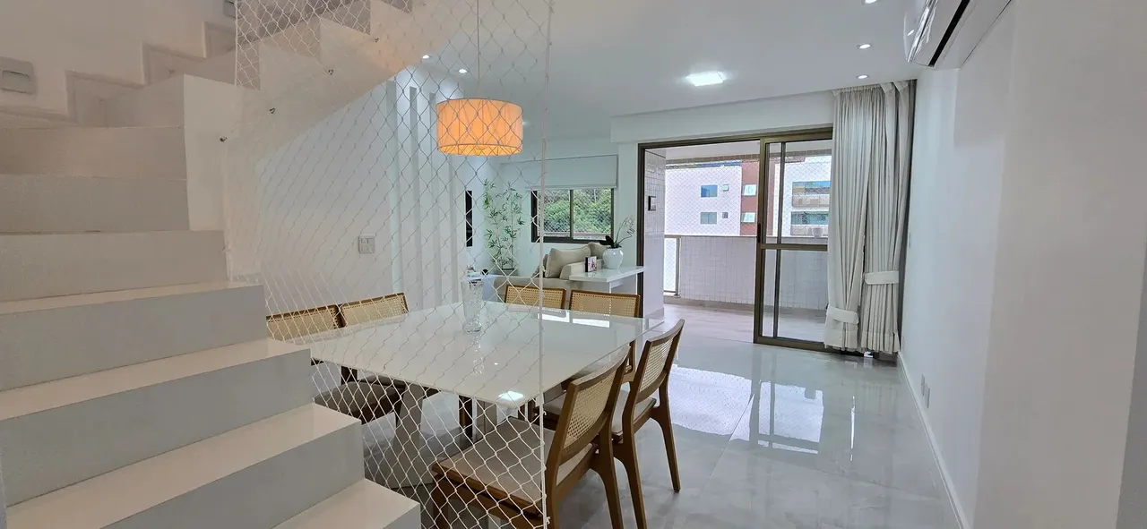 Freguesia. Cobertura Dúplex para Venda com 210m² com 2 Salões, 4 Suítes e 2 Vagas de Garag