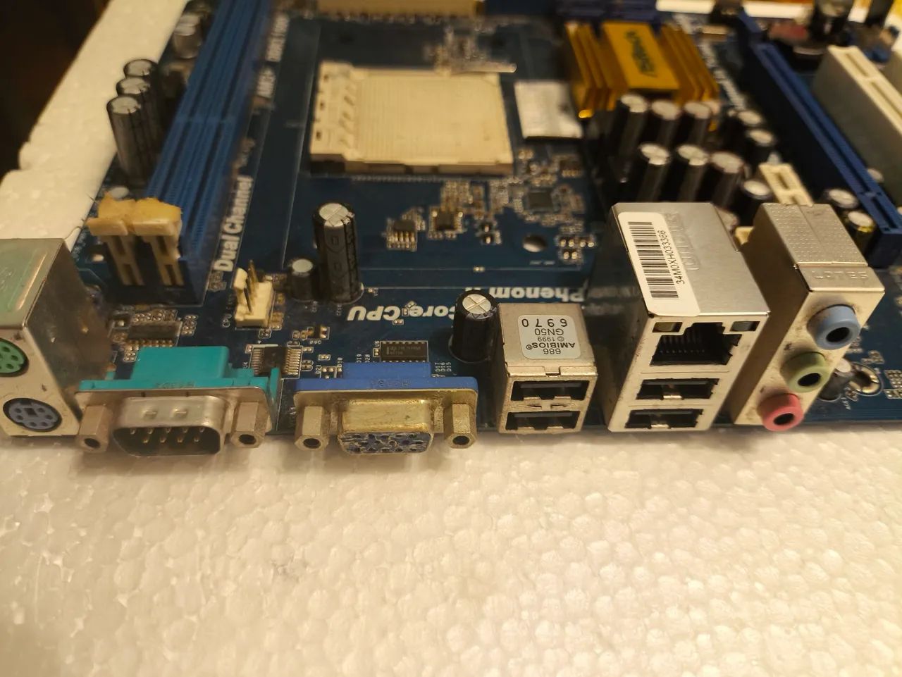 Placa Mãe + Processador - ASRock N68-S3 FX + AMD FX4300 Quad 3.8Ghz - Foto 3