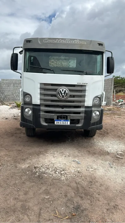 Caminhão VW Constellation traçada 26280 - 2014