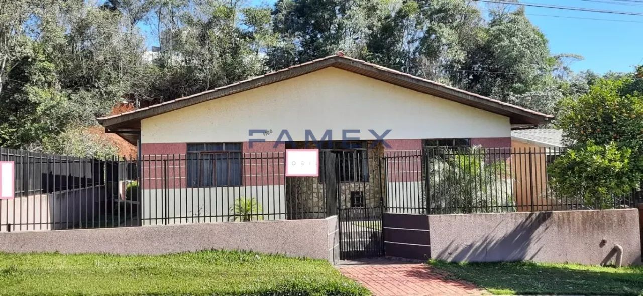CASA DE ESQUINA PRÓXIMA AO CENTRO - CA296