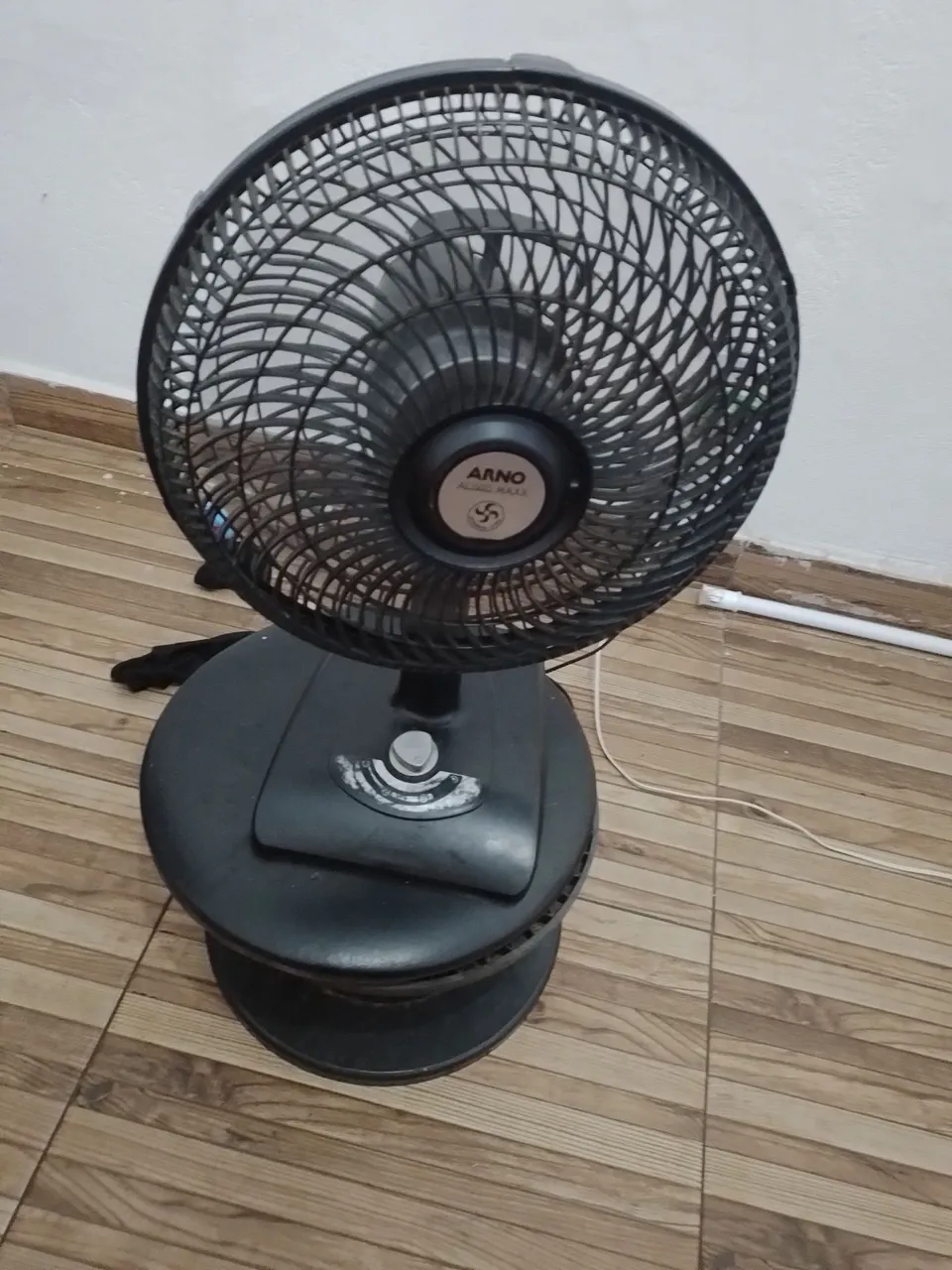 Ventilador de Mesa Arno - Usado