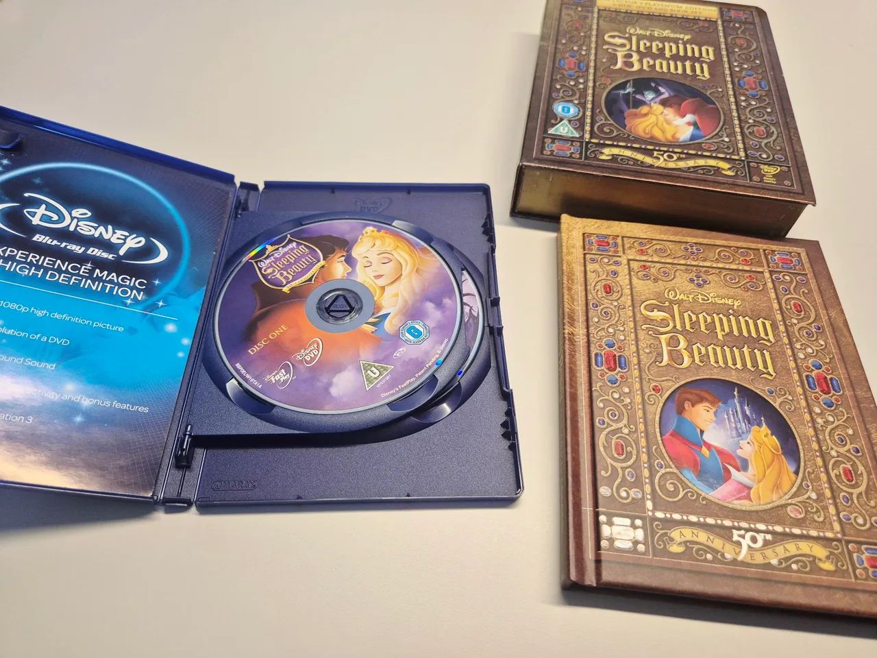 Box de DVD A Bela Adormecida Platinum Edition - Foto 5