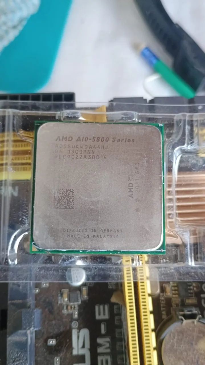 placa mae asus a55bm-e com processador cooler espelho memoria - Foto 2