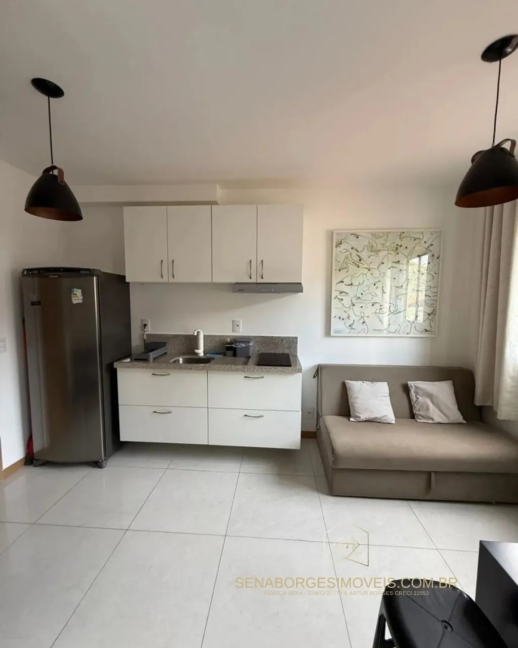 Quarto, sala, cozinha Mobiliado - House Espatódeas no Caminho das Árvores