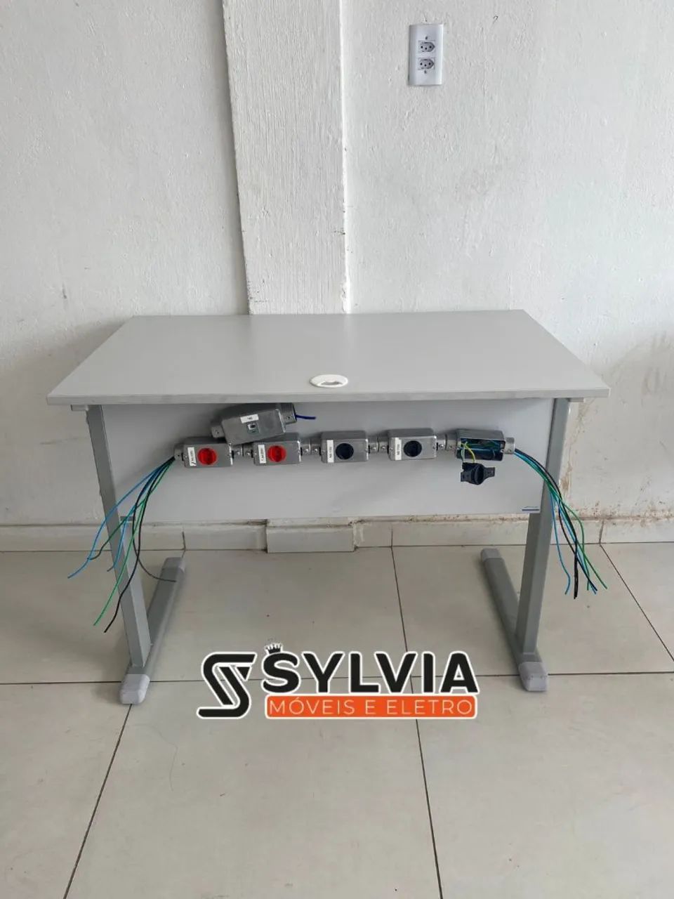 Mesa escrivaninha 451968077545482243