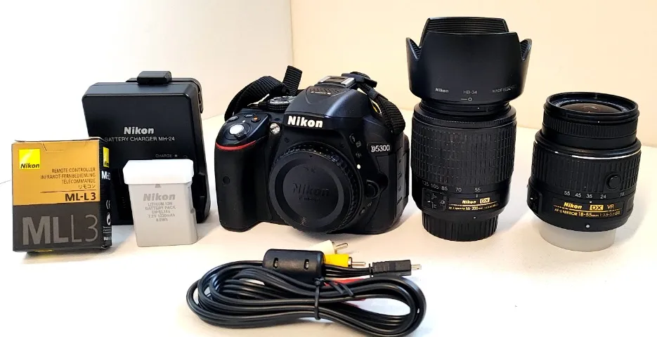 Nikon D5300 1948 Cliques+lente 18-55+55-200+cont.remoto+case