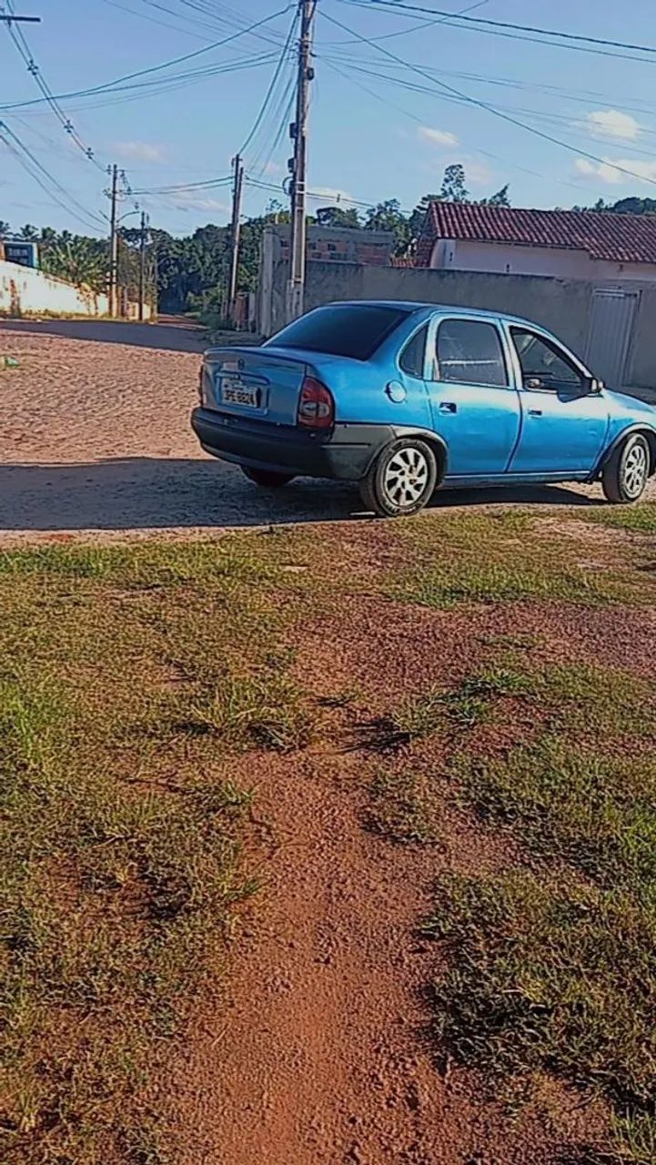 Corsa sedan rebaixado 2001