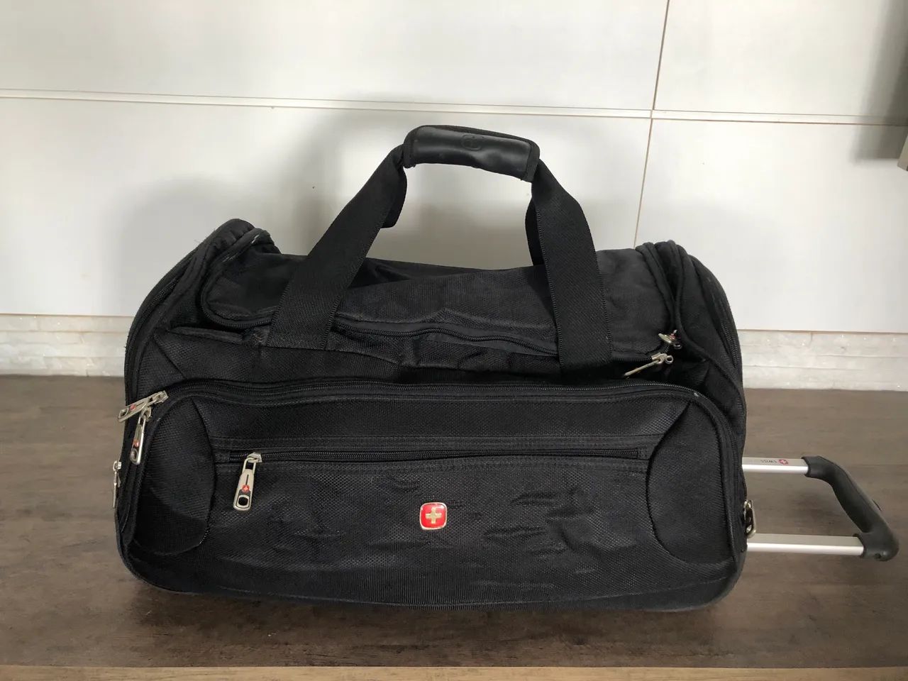 Mala bolsa original Swissgear com rodinhas 