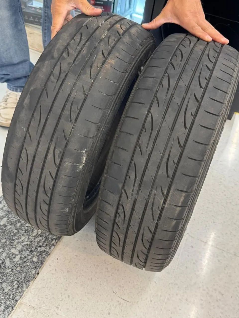 Pneus Dunlop 185/60r15 - Foto 2