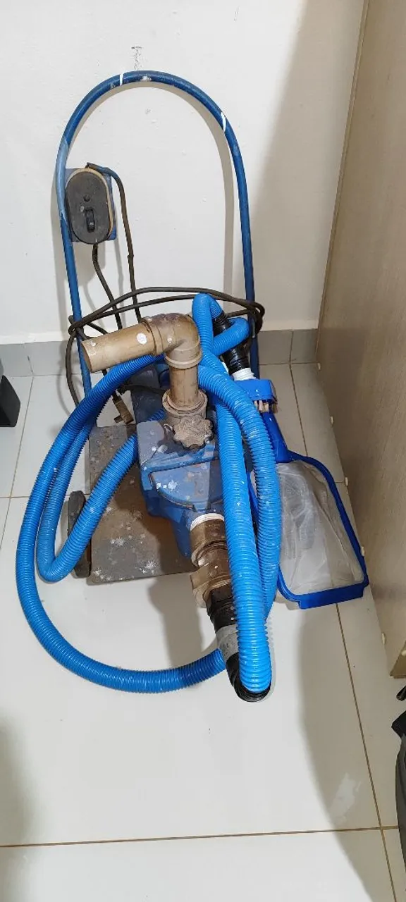 Aspirador de Piscina Profissional Completo