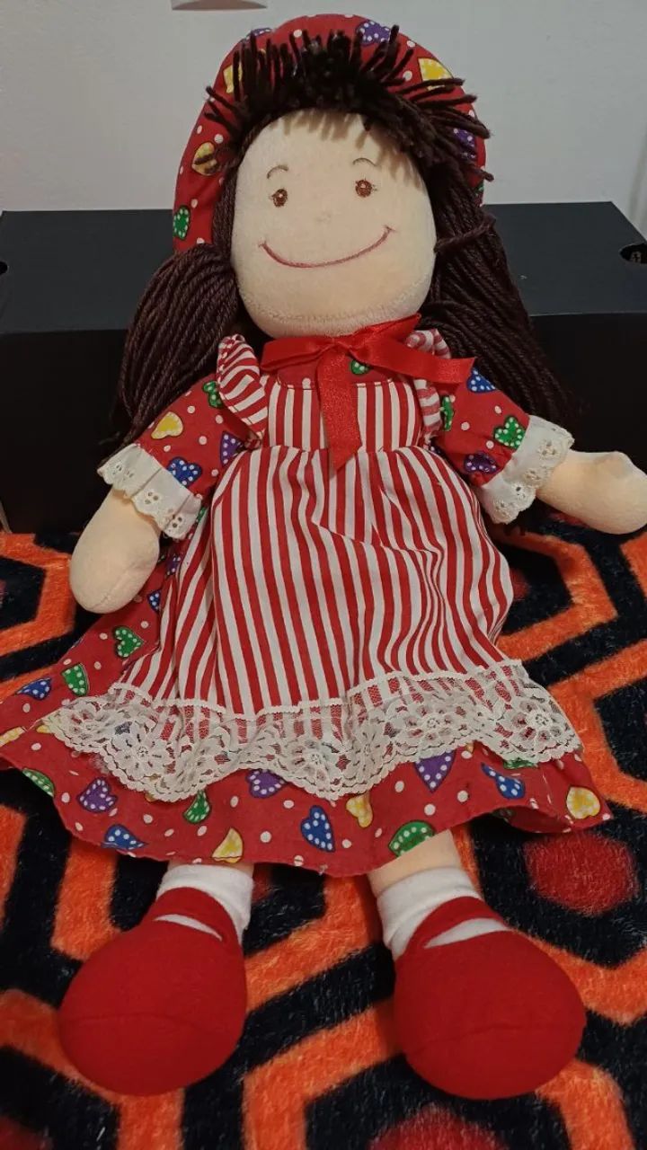 Boneca Pano Vestido Vermelha - Foto 4