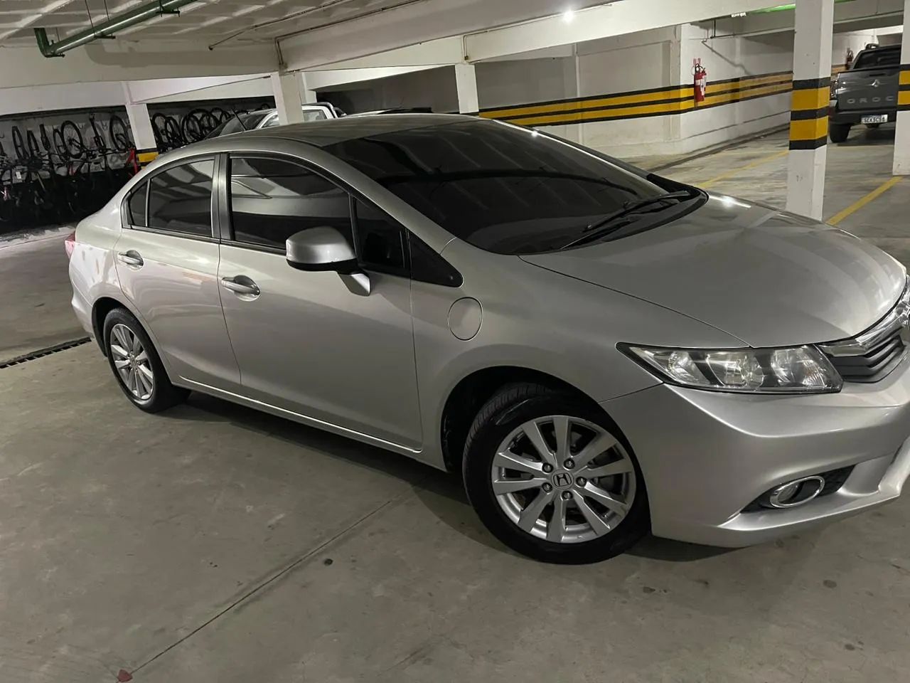 Honda Civic 2014/2014 Automático (Apenas 110.250km originais) - Foto 4