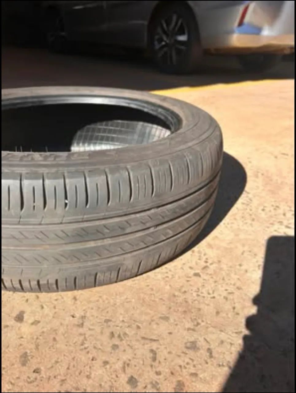 2 pneus Dunlop  pelo preço de um! - Foto 3