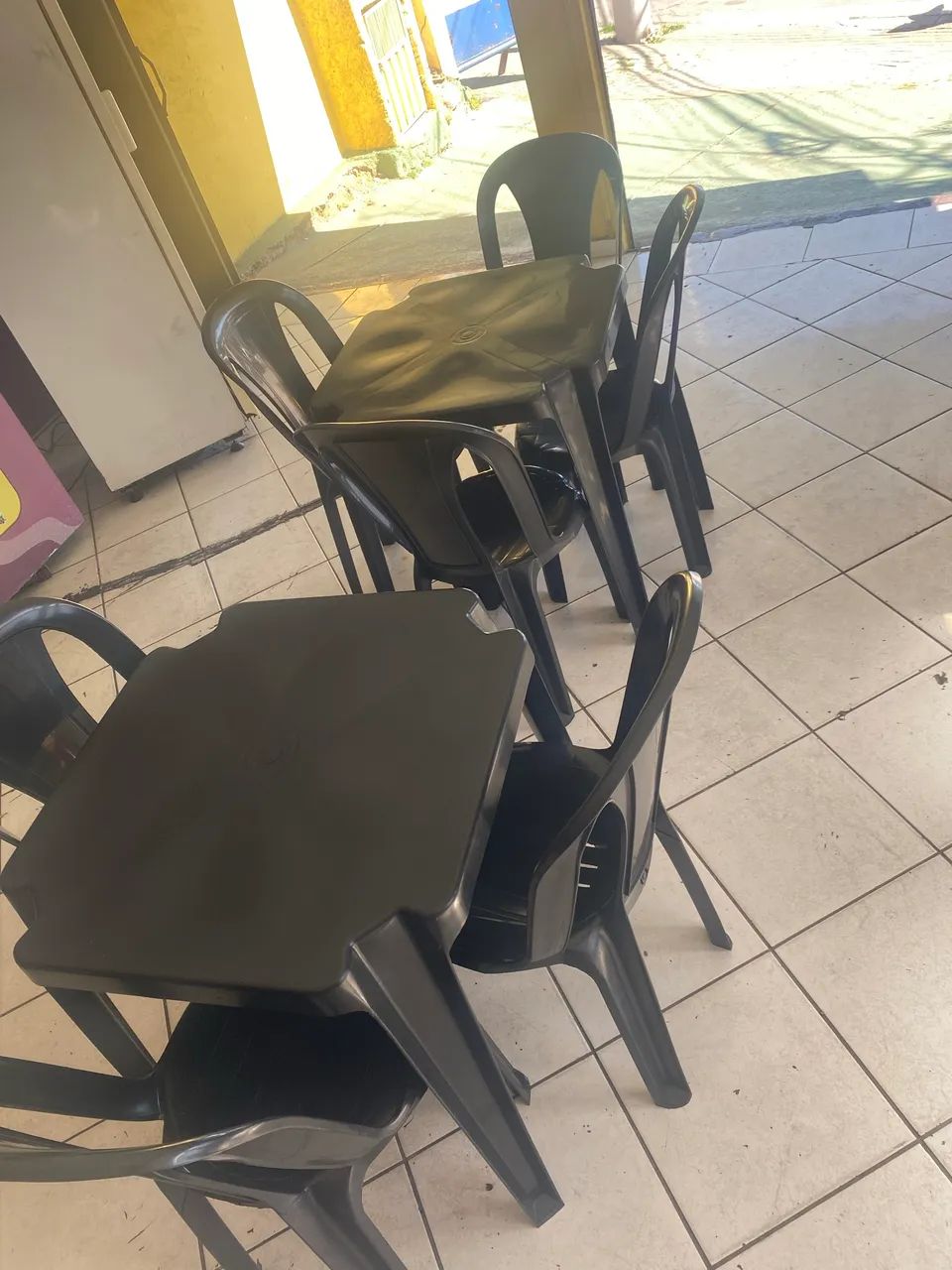 Jogo de mesa e cadeira de plastico - Foto 3