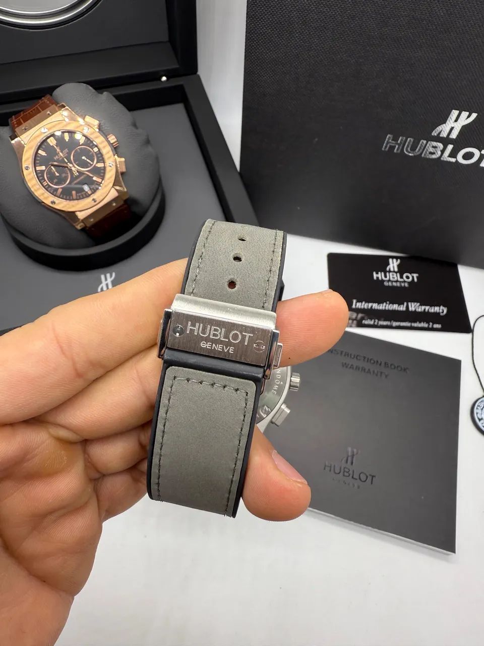 Relógio Hublot 42mm Pulseira de couro  - Foto 2