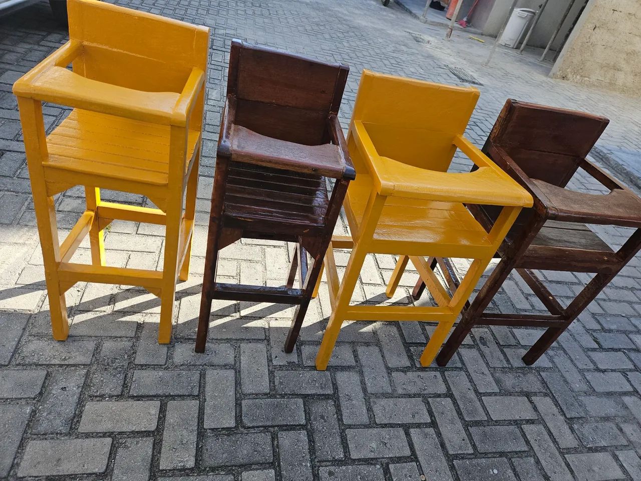 Cadeirinhas altas pra bebês 