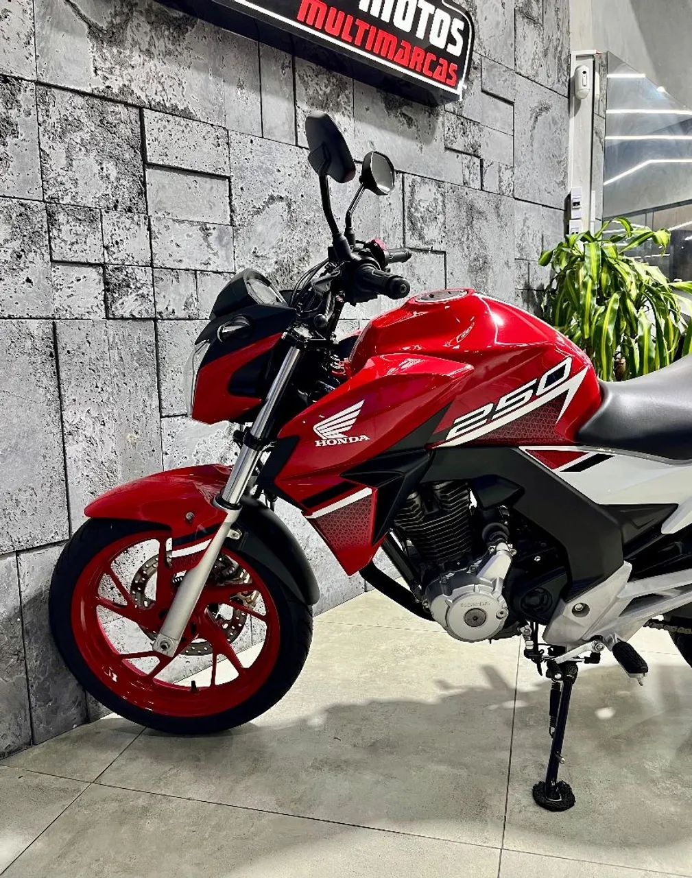 Honda CB TWISTER 250 ABS 2022 MUITO NOVA - Foto 2