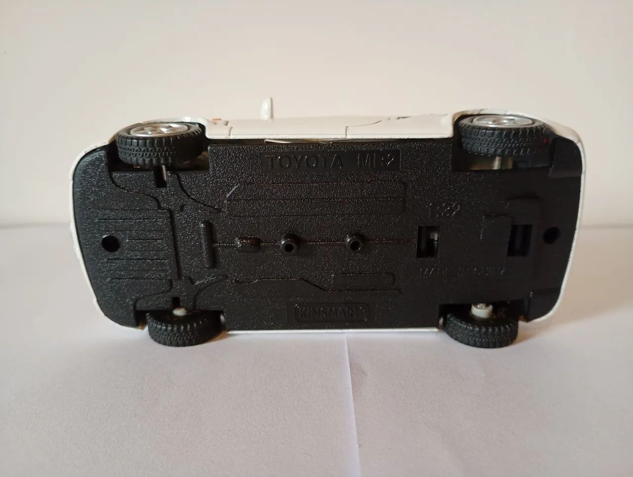 Kinsmart - Miniatura Toyota MR2 - Foto 5