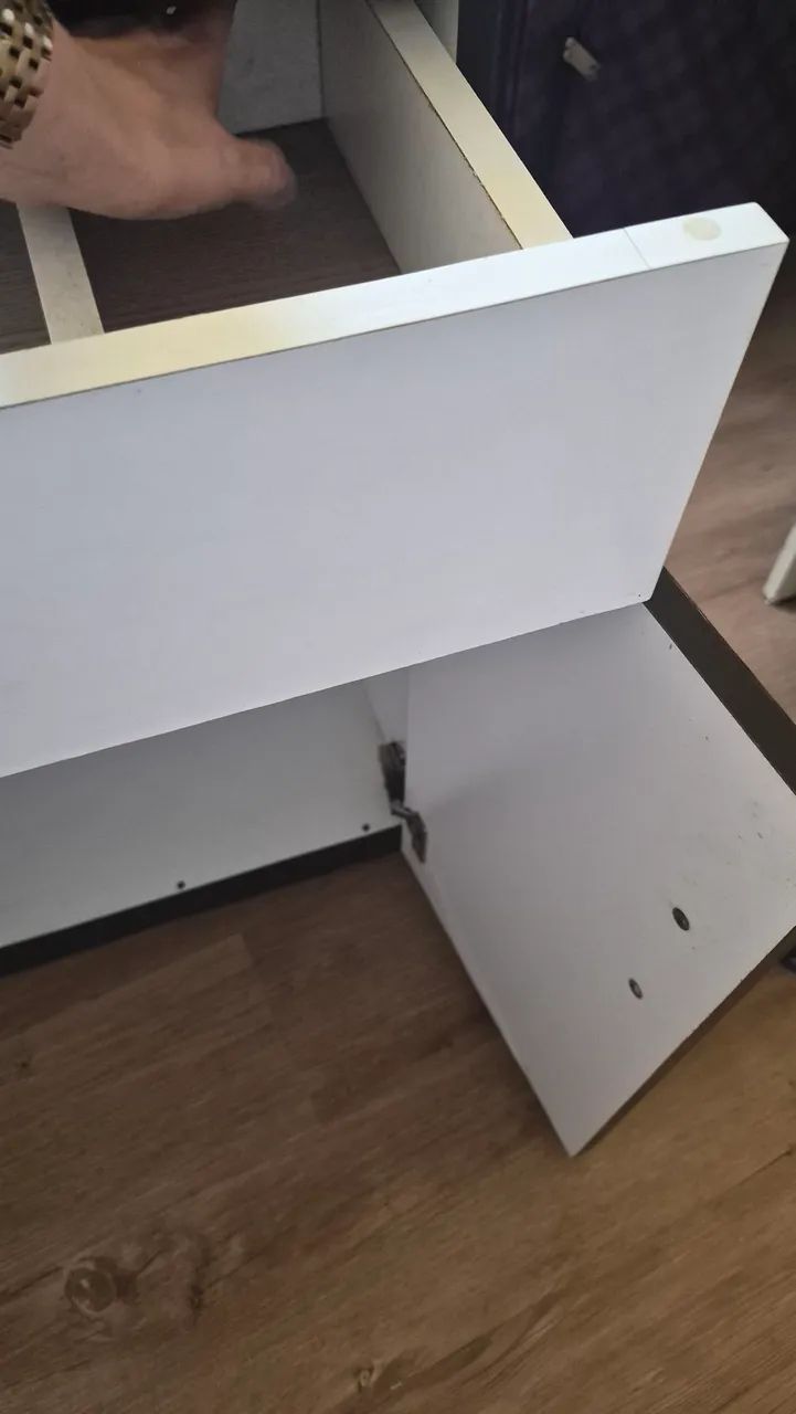 Armario multiuso com divisórias - Foto 3