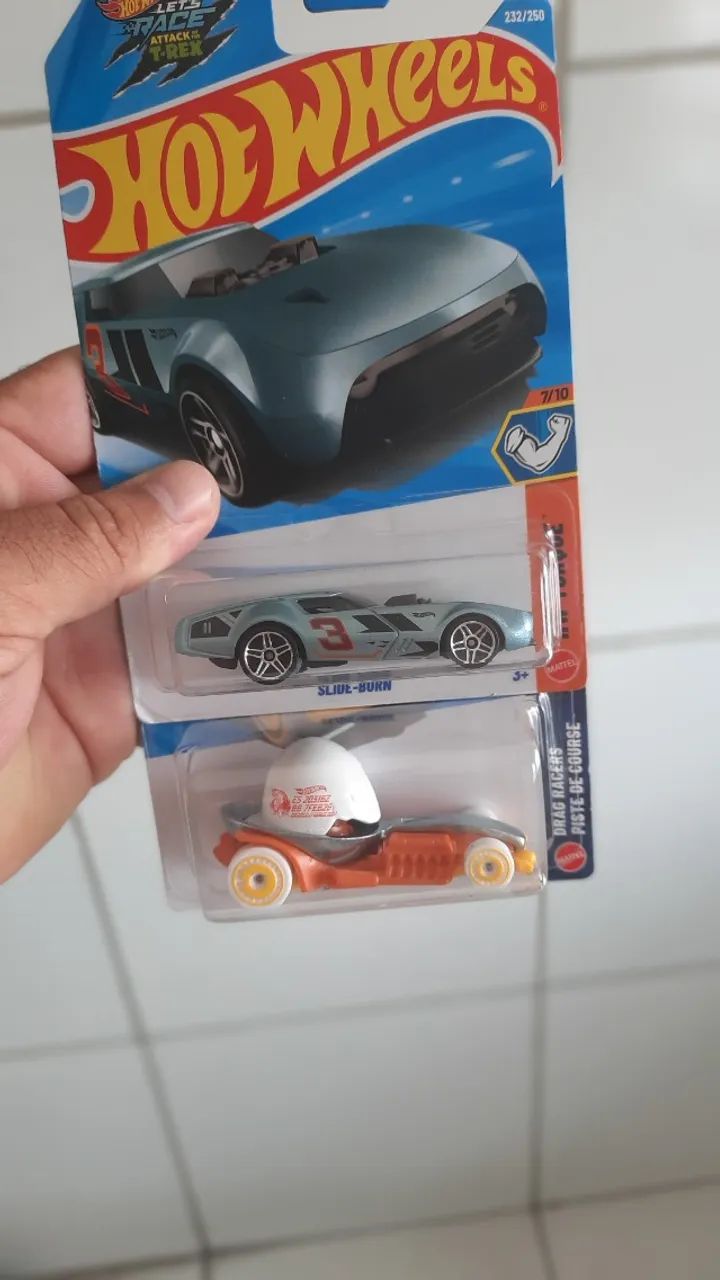 Carrinho de brinquedo da hotwheels - Foto 5