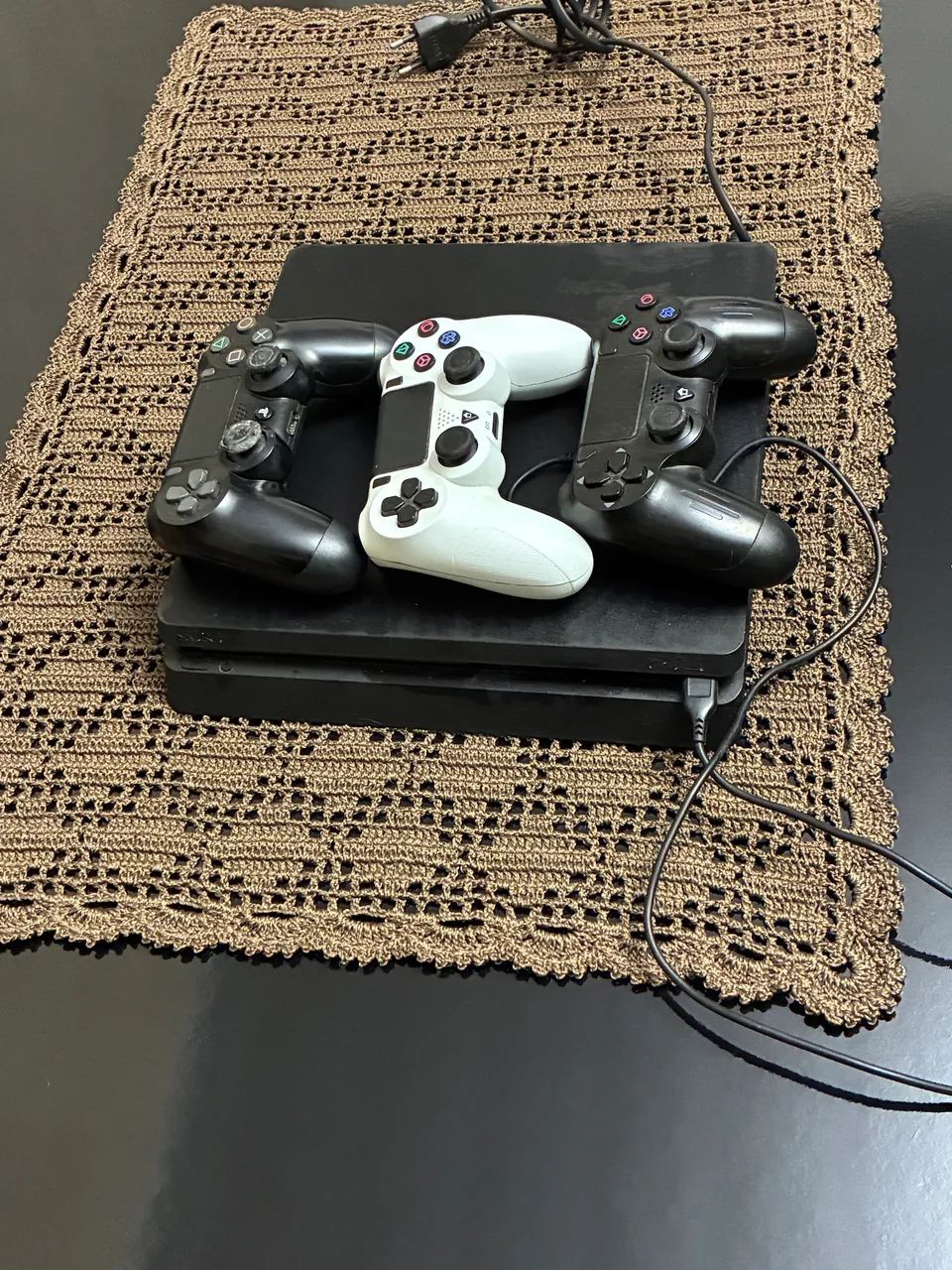 PS4 SLIM - 1TB - Foto 2