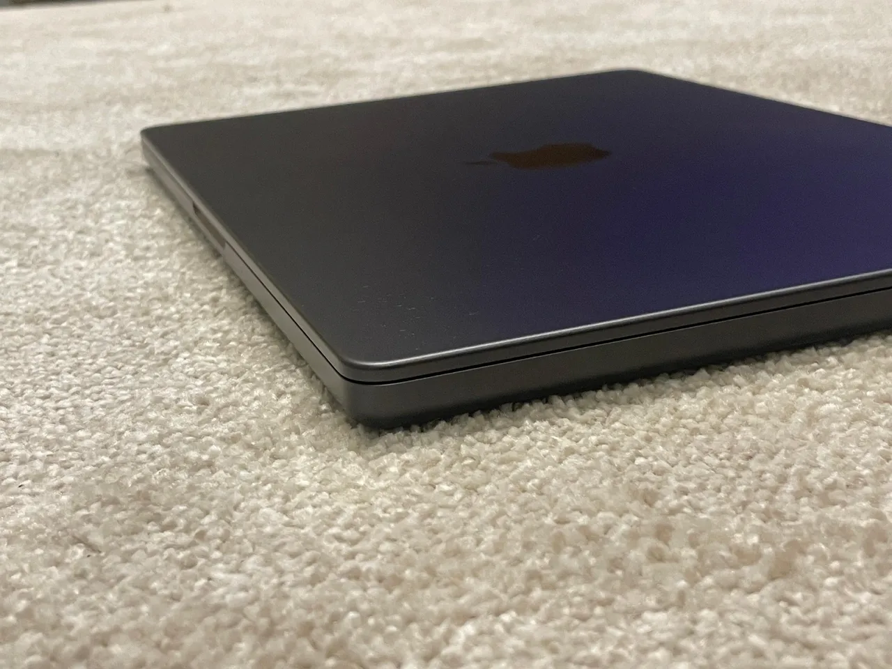 MacBook Pro 14