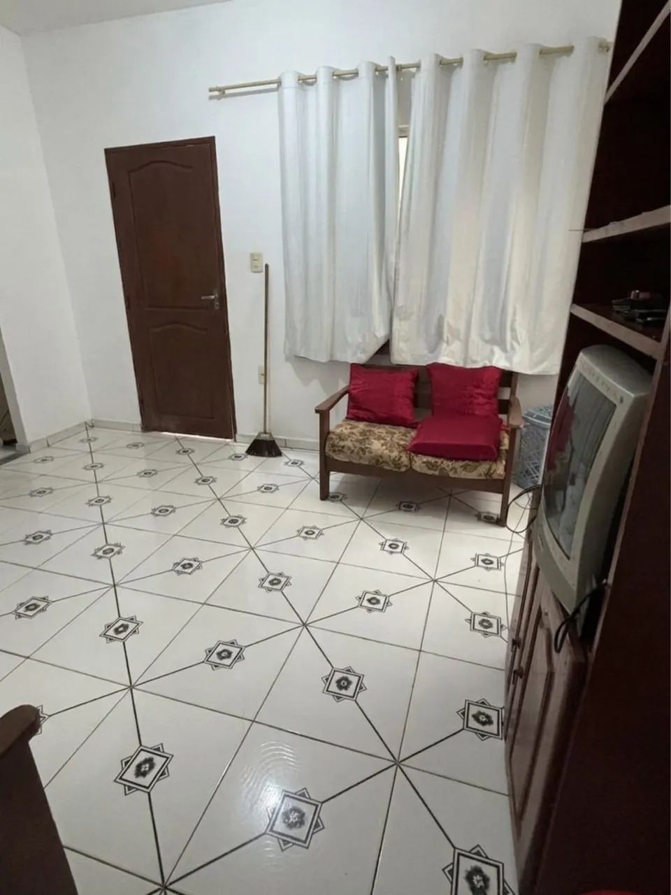 Casa fundos semi mobiliada - Foto 4