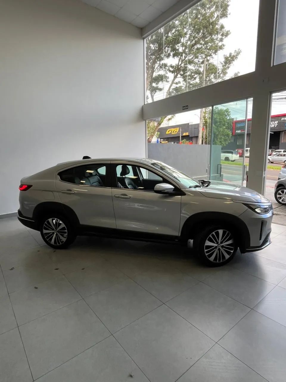 Fiat Fastback Audace 1.0 200 T. Flex AUT 2023 - Foto 3
