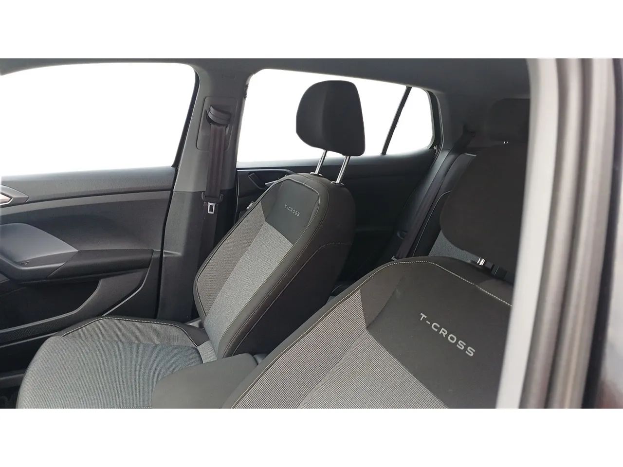 Volkswagen T-Cross Highline 1.4 TSI Flex 16V 5P AUT, foto 12 de 16