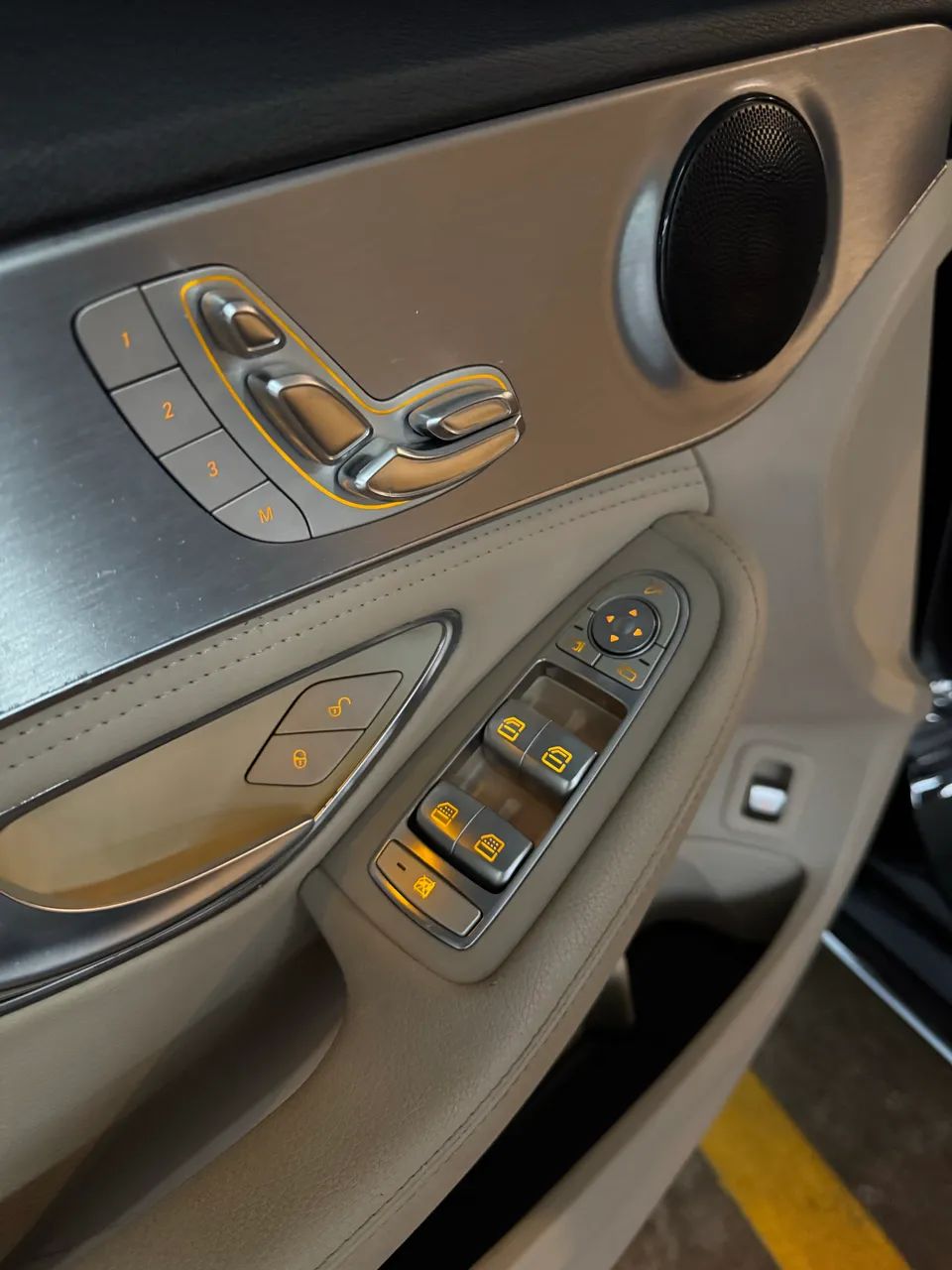 Mercedes-Benz Classe C Avantgarde 2.0 TB 16V 184cv Aut., foto 10 de 13