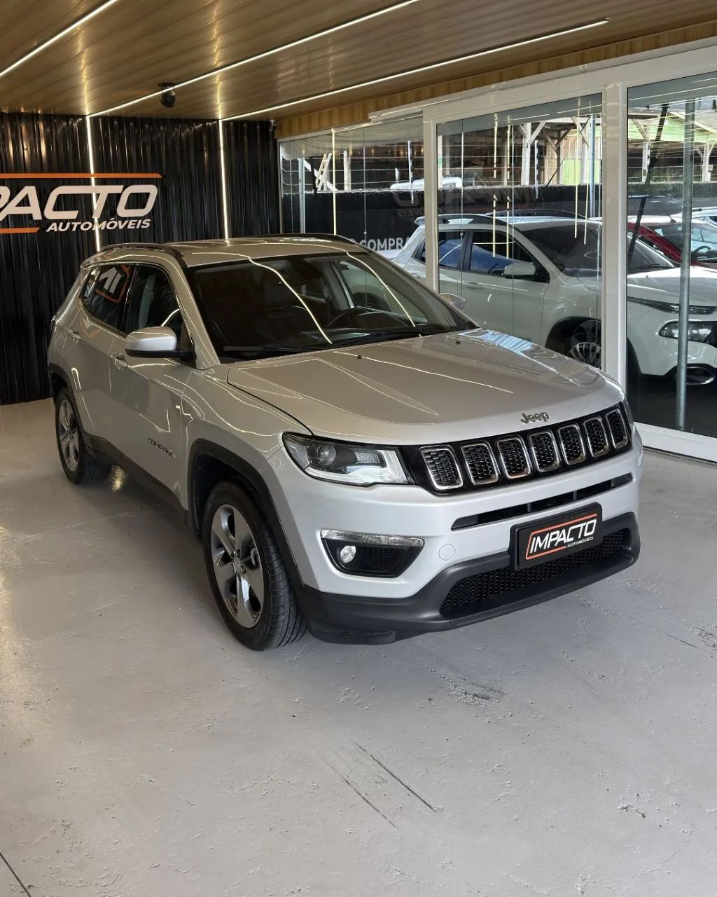Jeep Compass Longitude 2.0 4X2 Flex 16V Aut. 2017 - Foto 3