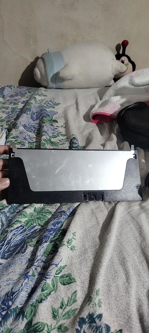Fonte de PS4 slim 