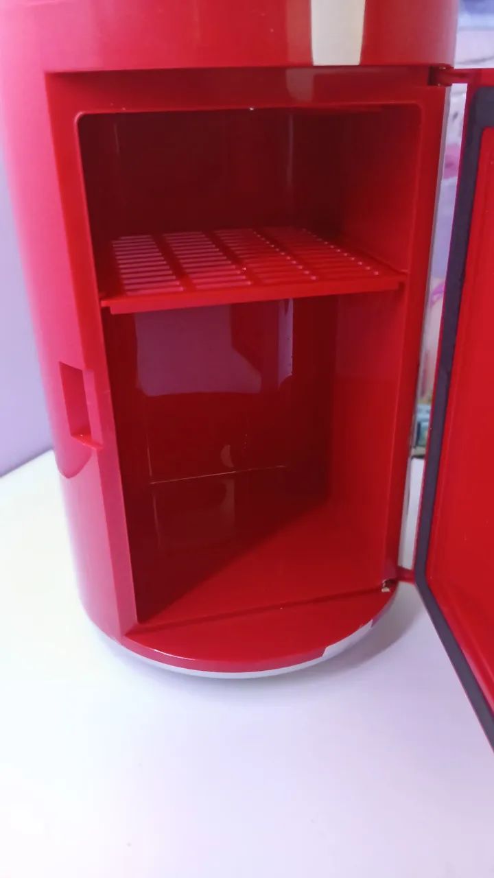 Mini Cooler Elétrico Coca Cola 8 Latas Bivolt - 110V - Foto 5