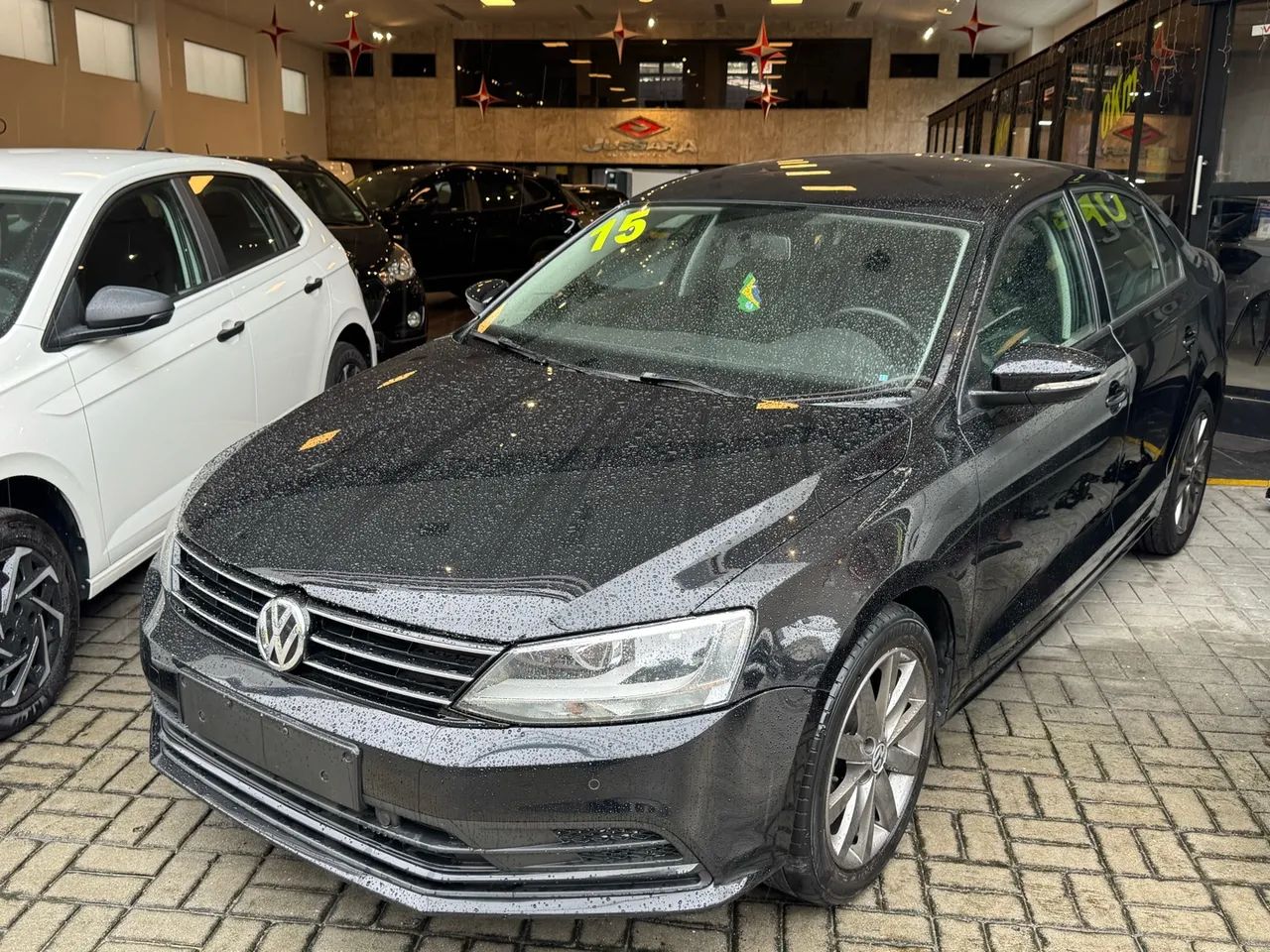 Volkswagen Jetta COMFORTLINE 2.0 8V FLEX 2015