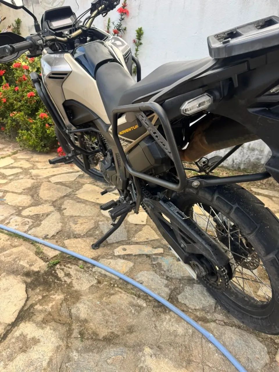 Sahara semi nova 2025 $31,500 - Foto 3
