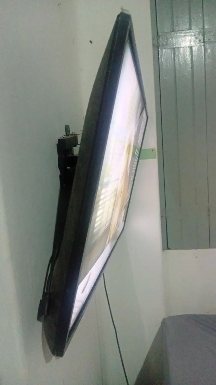 TELEVISAO 43" LG IMPECAVEL SMART VALOR SUPER BARATO - Foto 2