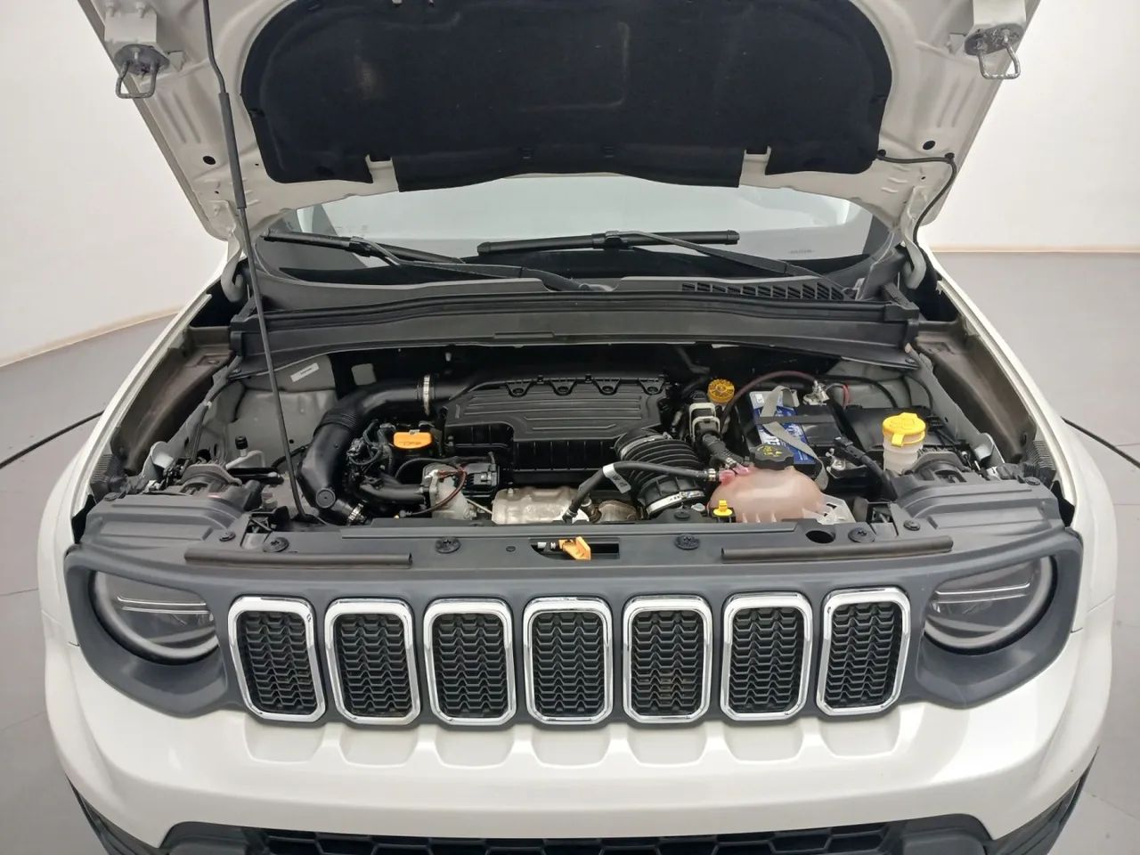 Jeep Renegade Long. T270 1.3 TB 4x2 Flex Aut., foto 9 de 13