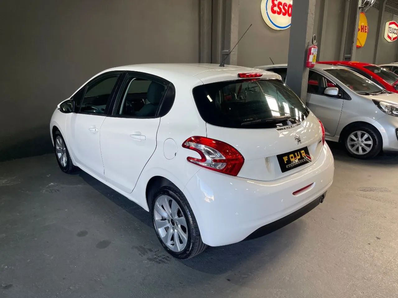 Peugeot 208 Active/active Pack 1.5 Flex 8V 5P 2014 - Foto 4