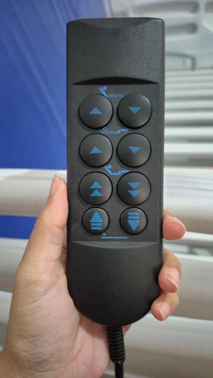 Cama Hospitalar Elétrica com Controle + Colchão  - Foto 5
