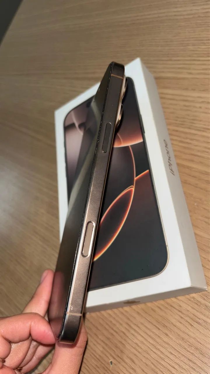 iPhone 16 pro Max  - Foto 4